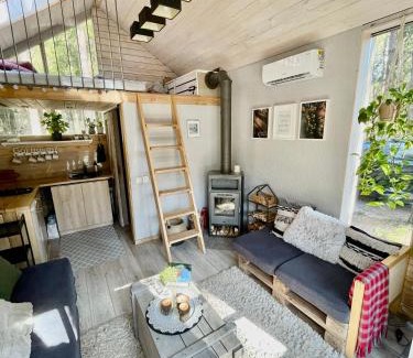 Inturkes seniunija House | Private cosy forest cabin