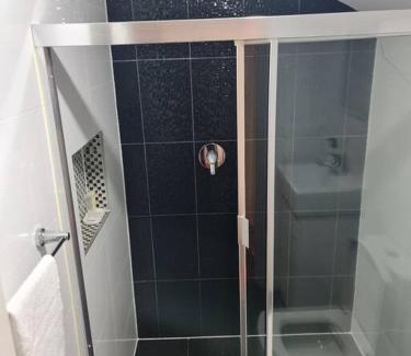 Guildford West Apartment | Private & Cosy Two Storey Guest House