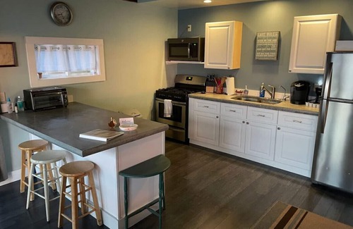 Sheldon Cottage | Private Cottage on Lake Champlain