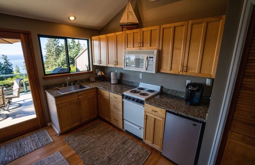 Three Tree Point Cottage | Private Cottage and Hot Tub, Spectacular Sunset & Mtn Views