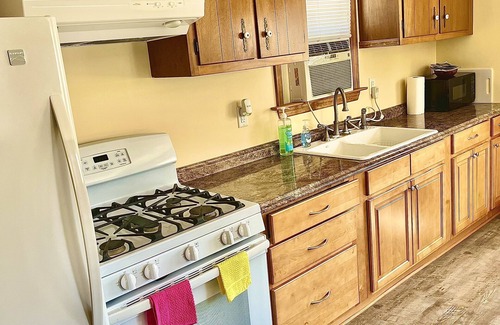 South Seaside Park Cottage | Private cottage at the entrance of Island Beach State Park