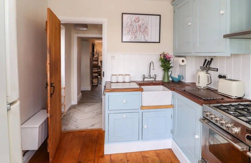 Shap Cottage | Private Cottage - Dogs Welcome - 1 Minute Walk to Local Pub