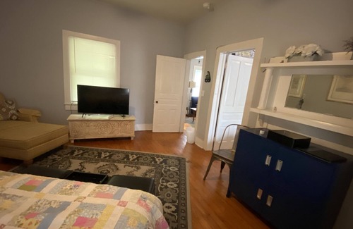 Wilmington Cottage | Private Cottage in Downtown Wilmington