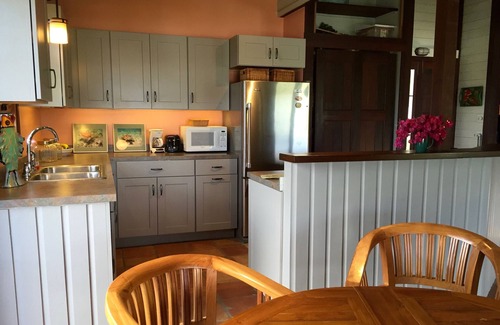 Hart Bay Cottage | Private cottage in great location with a Path to Chocolate Hole Beach