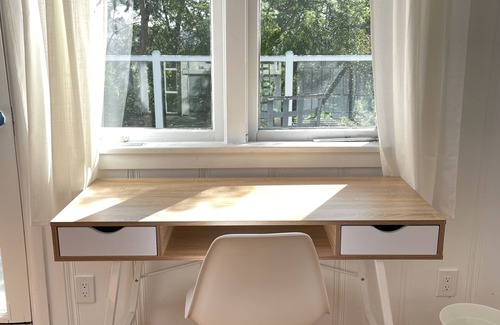 Hollywood Hills Cottage | Private Cottage in the Hollywood Hills - Views of the Hollywood Sign