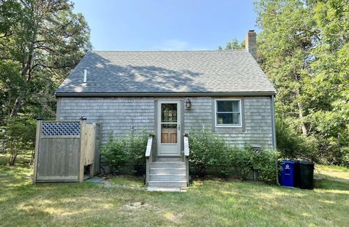 West Tisbury House | Private cottage nestled in center of the Vineyard