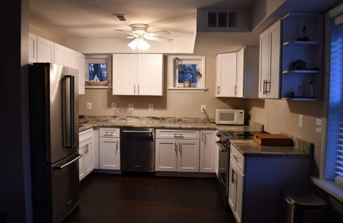 Arundel on the Bay House | Private Cottage on gated estate