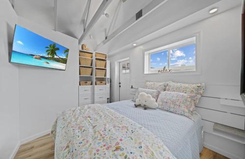 Coeur d'Alene House | Private Cottage on Annie