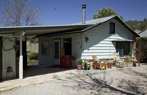 Julian Cottage | Private Cottage “Storybook Barn”