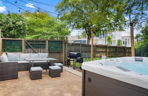 Shelby Hills House | Private Cottage W Hot Tub & Fire Pit 17mi To Dt