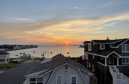 Ortley Beach Cottage | Private cottage walking distance to beach, bay, surfing, boardwalk & playground.