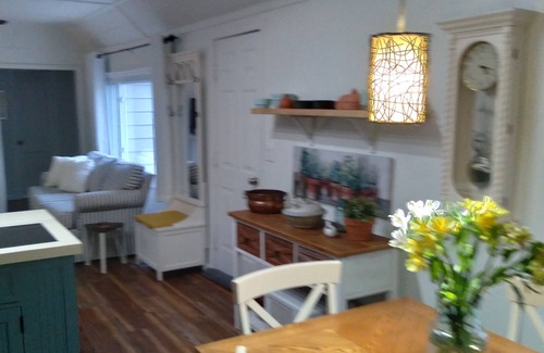 Bellaire Cottage | Private Cottage with 2 bedrooms and a lakeview setting of Lake Bellaire