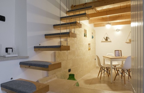 Centro Storico House | Private cottage with hot tub