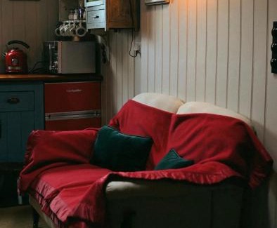 Llangadog Ski Chalet | Private country cabin with spectacular views, spa hot tub - Brecon Beacons National Park