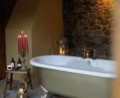 Llangadog House | Private Country Cottage with alfresco garden patio, outdoor tub with country views- Brecon Beacons National Park