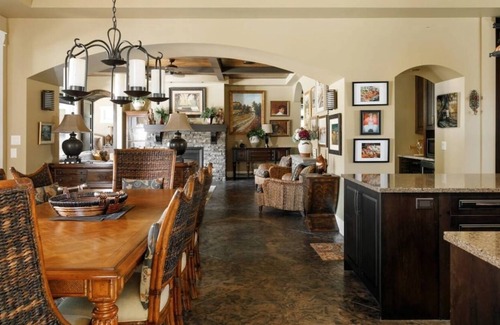 Southeast Kelowna House | Private Country Estate