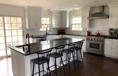 Bedford Hills House | Private Country Getaway