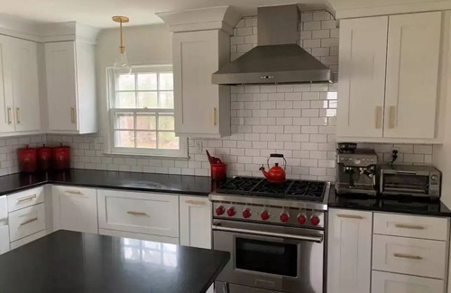 Bedford Hills House | Private Country Getaway