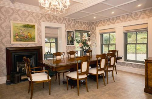 Newcastle West House | Private Country Residence Made 4 Luxury Gathering