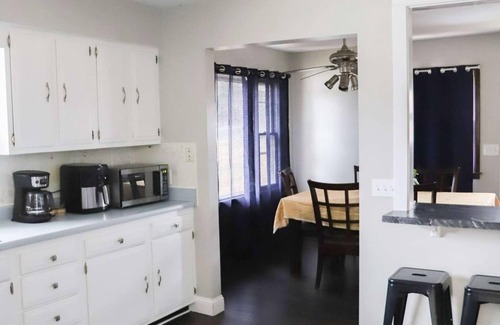 Mount Pleasant House | Private Country Retreat Near CMU & Soaring Eagle Casino Sleeps 10