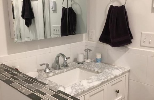 Woodstock Apartment | Private countryside apartment suite 1.5 miles to Woodstock
