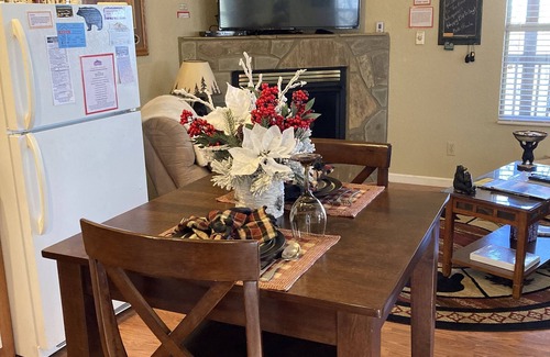 Chalet Village Ski Chalet | Private Couple’s Mtn Getaway;Borders GSMNP;Seasonal Mtn Views;Owner Operated