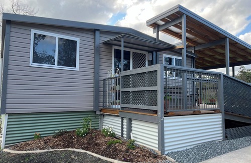 Glenthorne Cottage | Private Couples Retreat, Relax and Recharge!