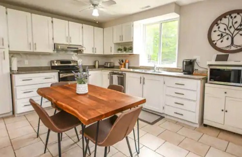 Tiny Cottage | Private & Cozy 1.5 Acres Cottage w/ 3 Spacious BR