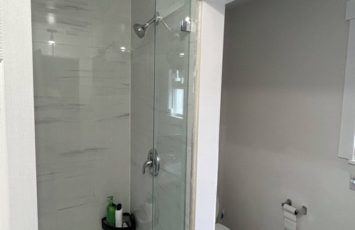 Maple Ridge House | Private & cozy 2 bedrooms suite in Maple Ridge