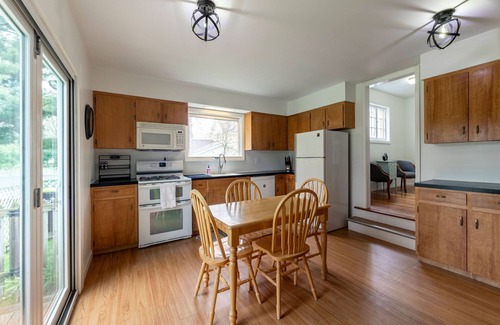Walloon Lake Cottage | Private Cozy Cottage in Charming Walloon Lake Village - Sleeps 13!