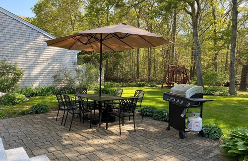 Hyannis Port House | Private Cozy House - Near Beach, Ferry, JFK House