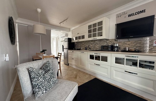 Flagami Apartment | Private & Cozy studio apartment