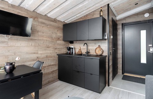 Kuusa House | Private & Cozy Suite with lake views