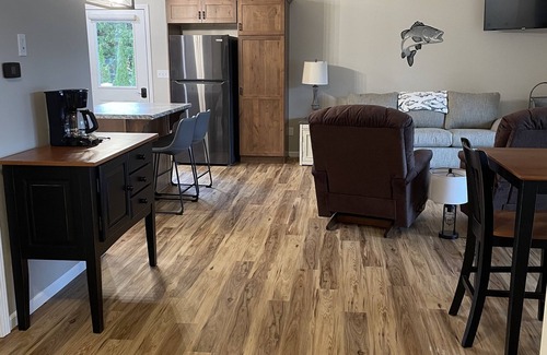 Alpena Cabin | Private cozy year round water front home