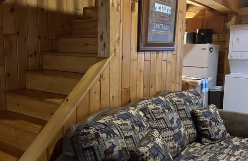 Huttonsville Cabin | Private creek cabin with hot tub nestled in the foothills of Cheat mountain