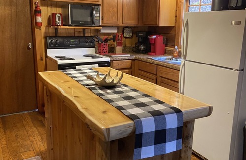 Huttonsville Cabin | Private creek cabin with hot tub nestled in the foothills of Cheat mountain