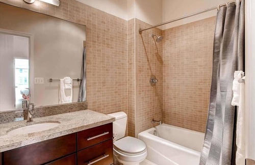 George Washington University Apartment | Private DC 1BR | Full Kitchen | Washer/D | by GLS