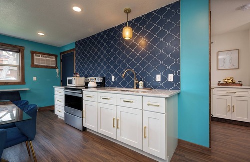 Prescott Condo | Private Deck | Walk Downtown | Arcade | Game Rm | King Bed | King Beds