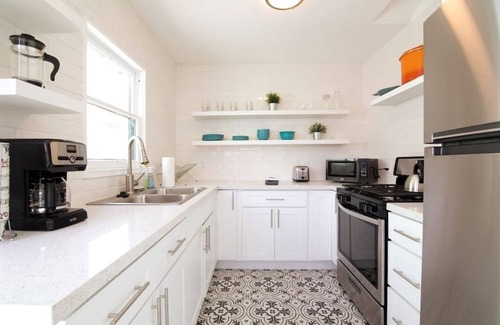 North Park House | Private, Detached Fun Cottage in North Park