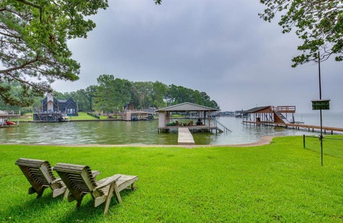 Cedar Creek Reservoir House | Private Dock Lakefront Enchanted Oaks Retreat