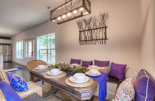 Pittsburg House | Private dock! Low traffic LAKEFRONT now booking for 2025!
