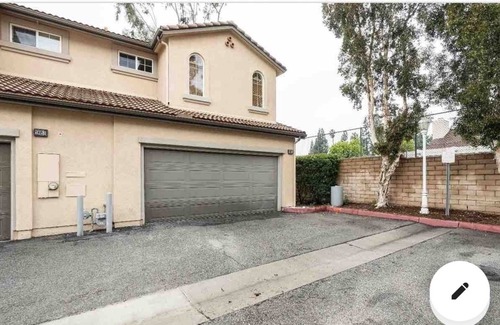 Ontario Condo | Private doubles beds room near Ontario airport