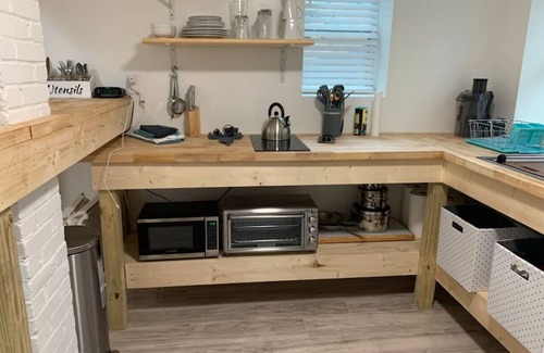 Sylvan Hills Condo | Private Downtown 1 Bedroom Apartment!