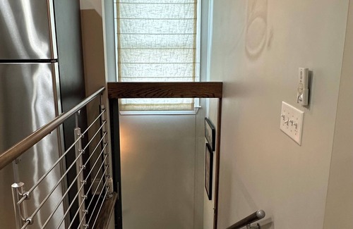 Greenwood Apartment | Private East Nashville Loft, walkable to many award wining restaurants and bars.