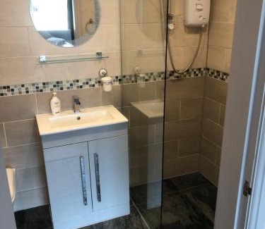 Ruthin House | Private en-suite guestroom Ruthin