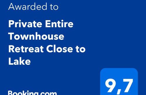 Northwest Calgary House | Private Entire Townhouse Retreat Close to Lake
