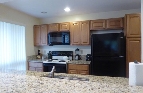 Hunt Club Condo | PRIVATE ENTRANCE - PGA Resort Golf Villa - Water & Golf Views