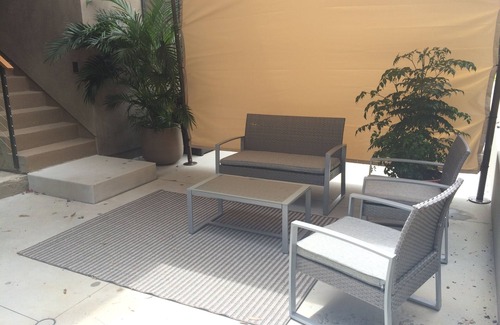 Cardiff-by-the-Sea Apartment | Private entrance 1 bedroom flat close to the beach in a quiet neighborhood