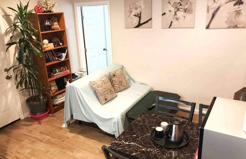 Pacifica House | Private entrance 1BR/1BA/Kitchen 10min to SFO/SF