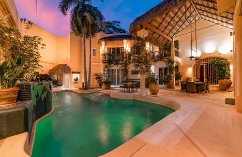 Santa Maria Huatulco Villa | Private Escape W/Hand Painted Murals Throughout